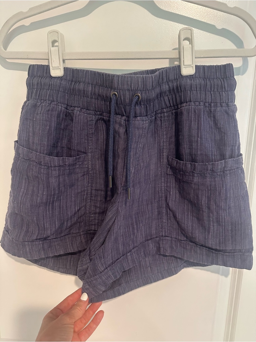 Athleta Cabo Linen Shorts